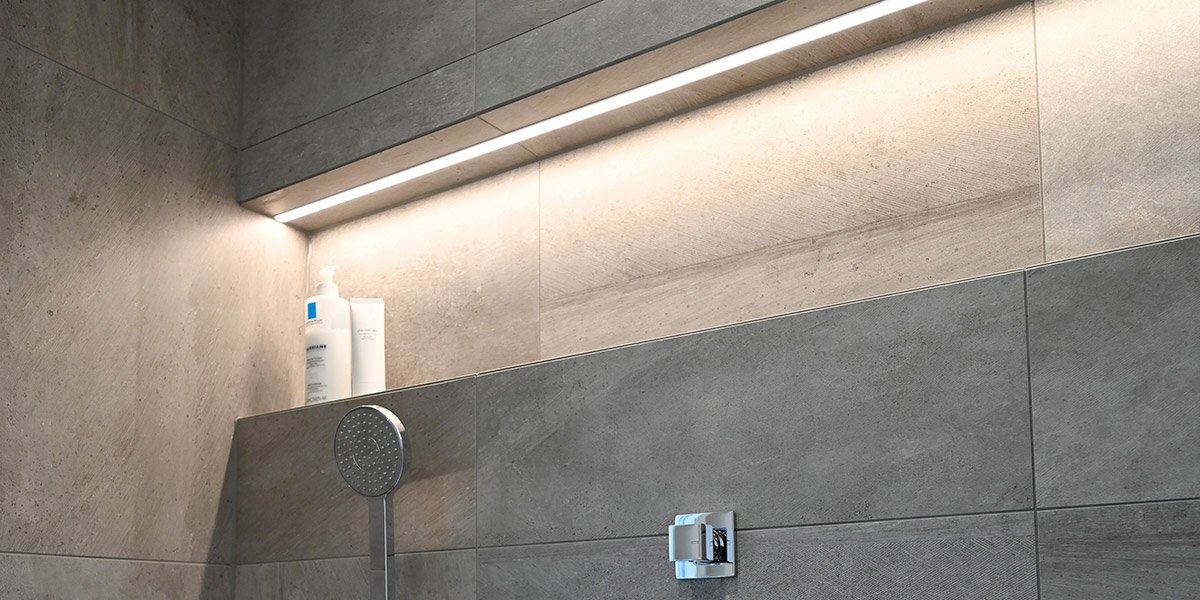 niche murale de douche avec led