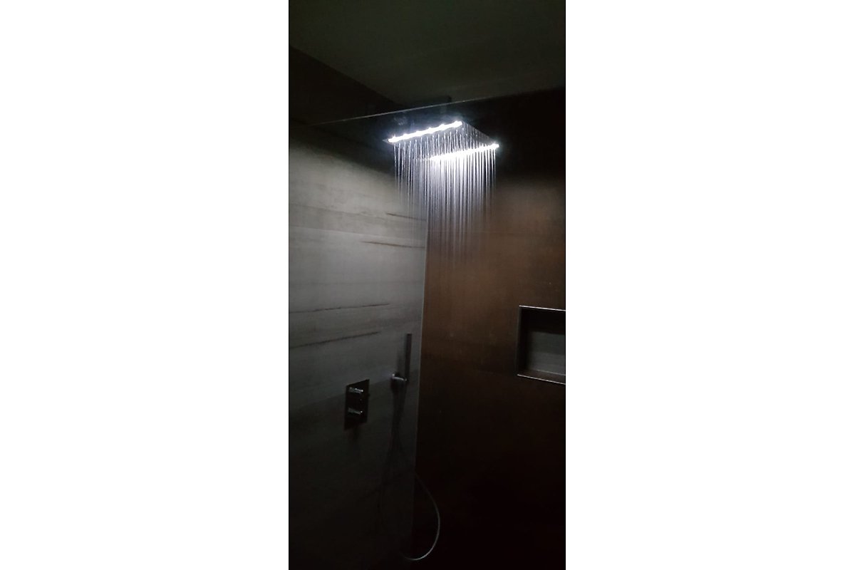 Douche italienne - Pomme de douche LED