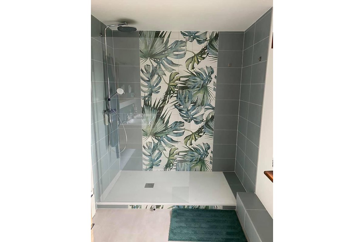 salle de douche - mosaïque douche verte & feuilles